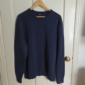 Uniqlo Men's Deep Blue Crewneck Sweater